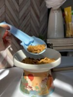 Cat Treat Dispenser for Puree and Bisque Bar Feeding Spoon, Squeezer for Cat Bar Treats (Blue) - Image 4