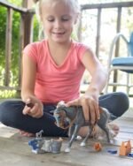 Sunny Days Entertainment Morgan Horse with Moveable Head, Realistic Sound and 14 Grooming Accessories - Blue Ribbon Champions Deluxe Toy Horses - Image 6