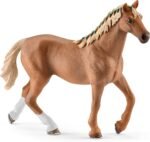 Schleich Horse Club, Toys for Girls and Boys, Engligh Thoroughbred Horse Set with Horse Toy and Accessories, 4 Pieces, Ages 5+ - Image 5