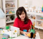 Melissa & Doug Feed & Groom Horse Care Play Set | Pretend Play | Play Set | 3+ | Gift for Boy or Girl - Image 3