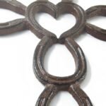 RONYOUNG Cast Iron Cross Horse Shoe Heart 6.25" x 9" Wall Cross(Dark Brown) - Image 4
