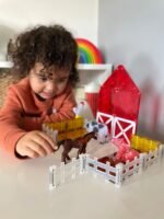 MAGNA-TILES Farm Animals 25-Piece Magnetic Construction Set, The ORIGINAL Magnetic Building Brand - Image 5