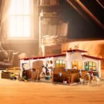 Schleich Horse Club Peppertree Riding Arena 179-Piece Horse Playset with Riding Arena Stable Set, 2 Horses, 3 Horse Rider Figurines and Horse Toys for Girls & Boys Ages 5+ - Image 5