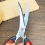 Korean Barbecue Scissors, BBQ clip, Stainless Steel Shear with Non-slip Serrated Blades, Kitchen Shears for Food, Fish, Meat and Vegetables, Heavy Duty Scissors with Non-slip Handle - Image 9