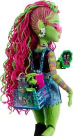 Monster High Venus McFlytrap Doll, Plant Monster with Pet Cat Chewlian & Accessories Like Backpack, Notebook, Snacks & More - Image 5