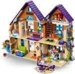 LEGO Friends Mia's House 41369 Building Kit with Mini Doll Friends Figures and Toy Horse (715 Pieces) - Image 3