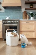 Harry Barker Lightweight Plastic Pet Food and Bird Seed Storage - 25 lb. - Image 6